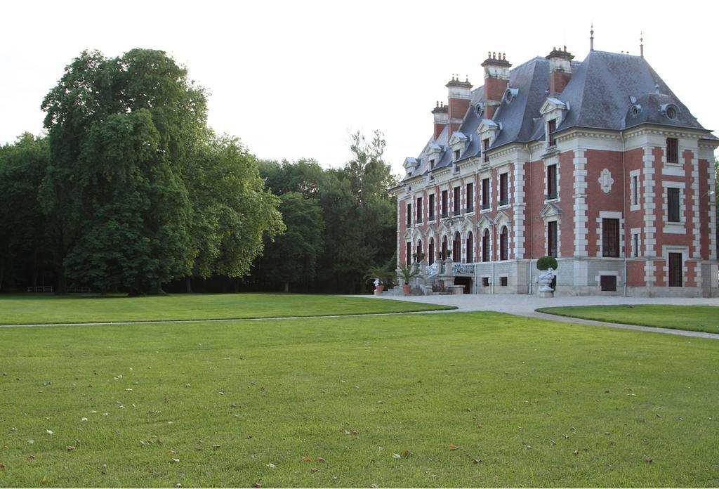 Chateau Du Breuil Gevrolles Exterior photo