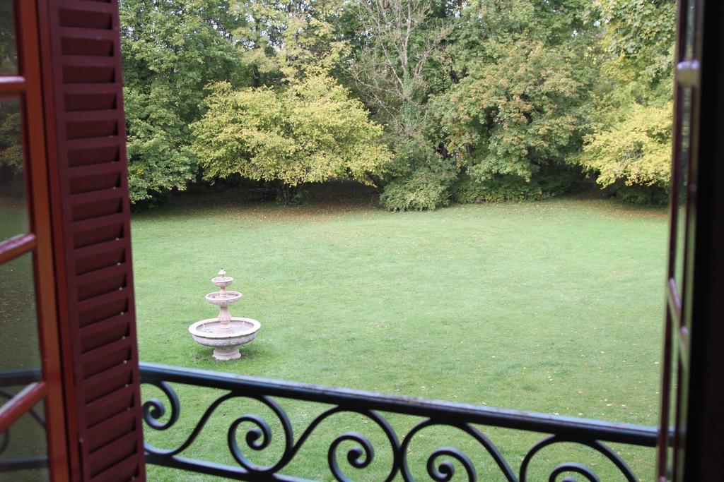 Chateau Du Breuil Gevrolles Room photo